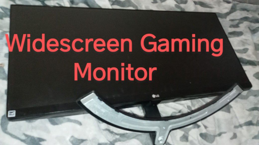 LG Super widescreen Gaming Monitor