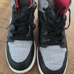 Nike Air JORDAN 1 Kids Size 5.5