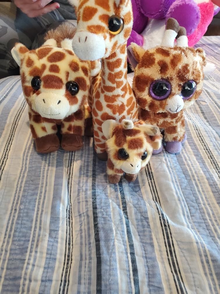 TY Beanie Baby Boo Giraffe Lot
