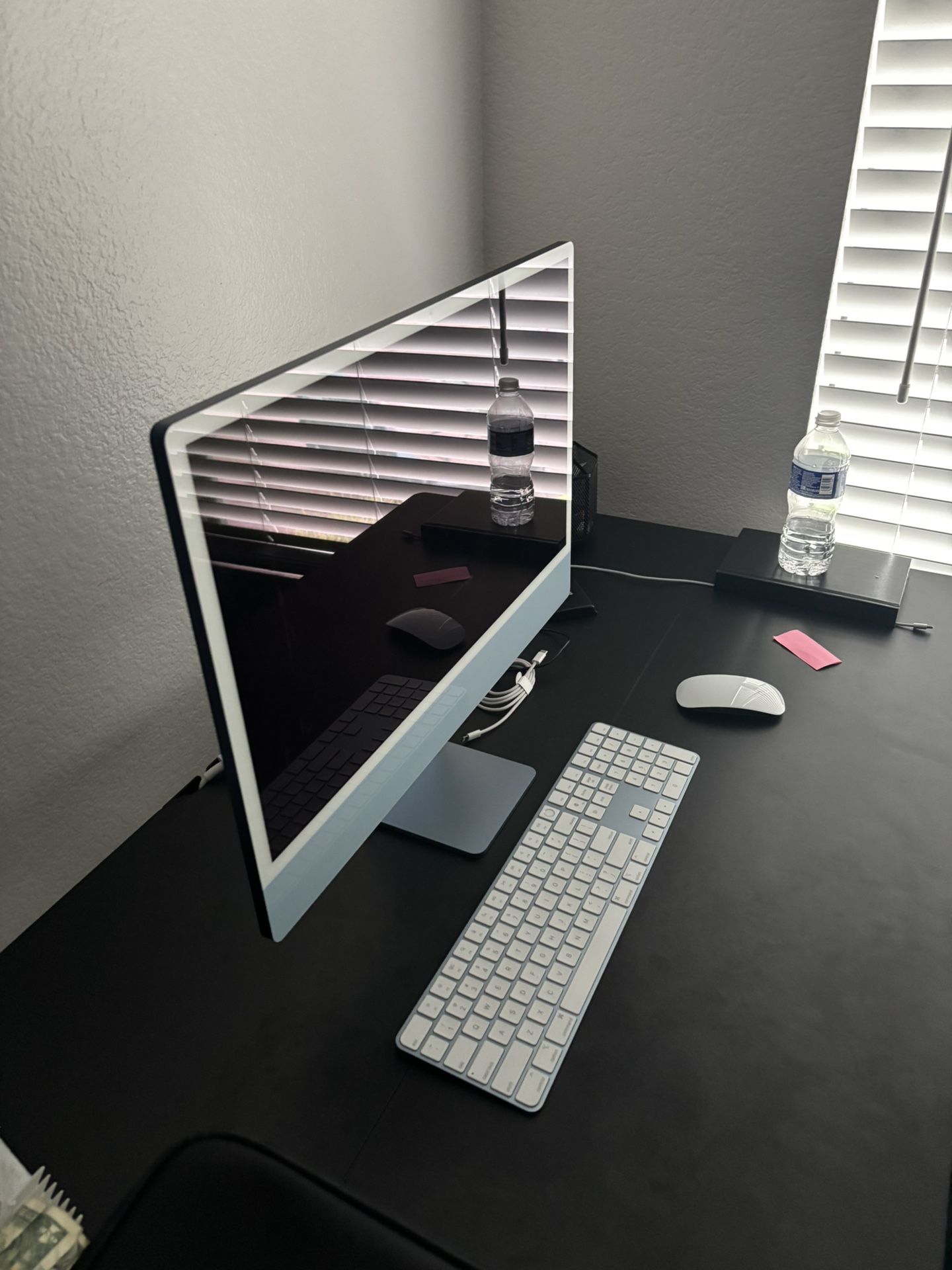 iMac 2023