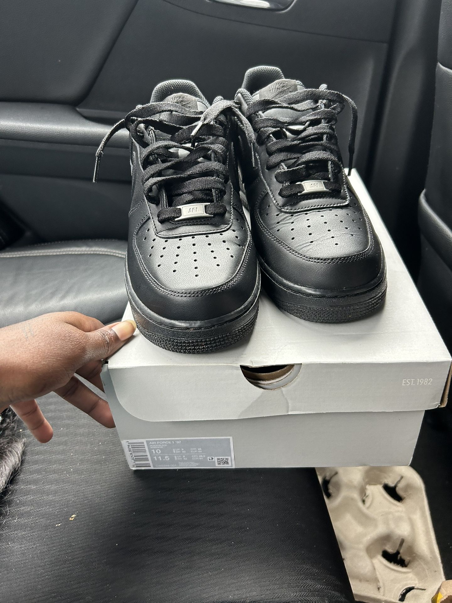 black air force 1s