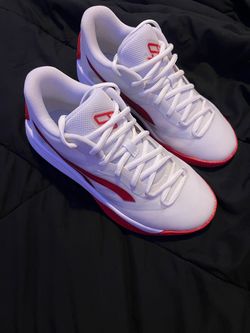 Women’s shoes