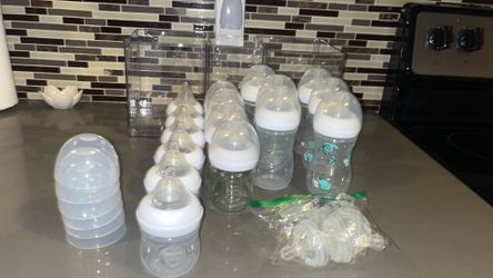 Phillip Avent Bottles & Nipples