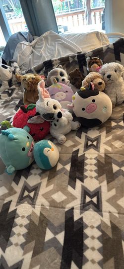 Plushies Squishmallow stuffed animals