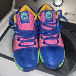 LeBron James Sz 11.5 $50 Firm