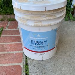 Benjamin Moore top-notch primer for exterior