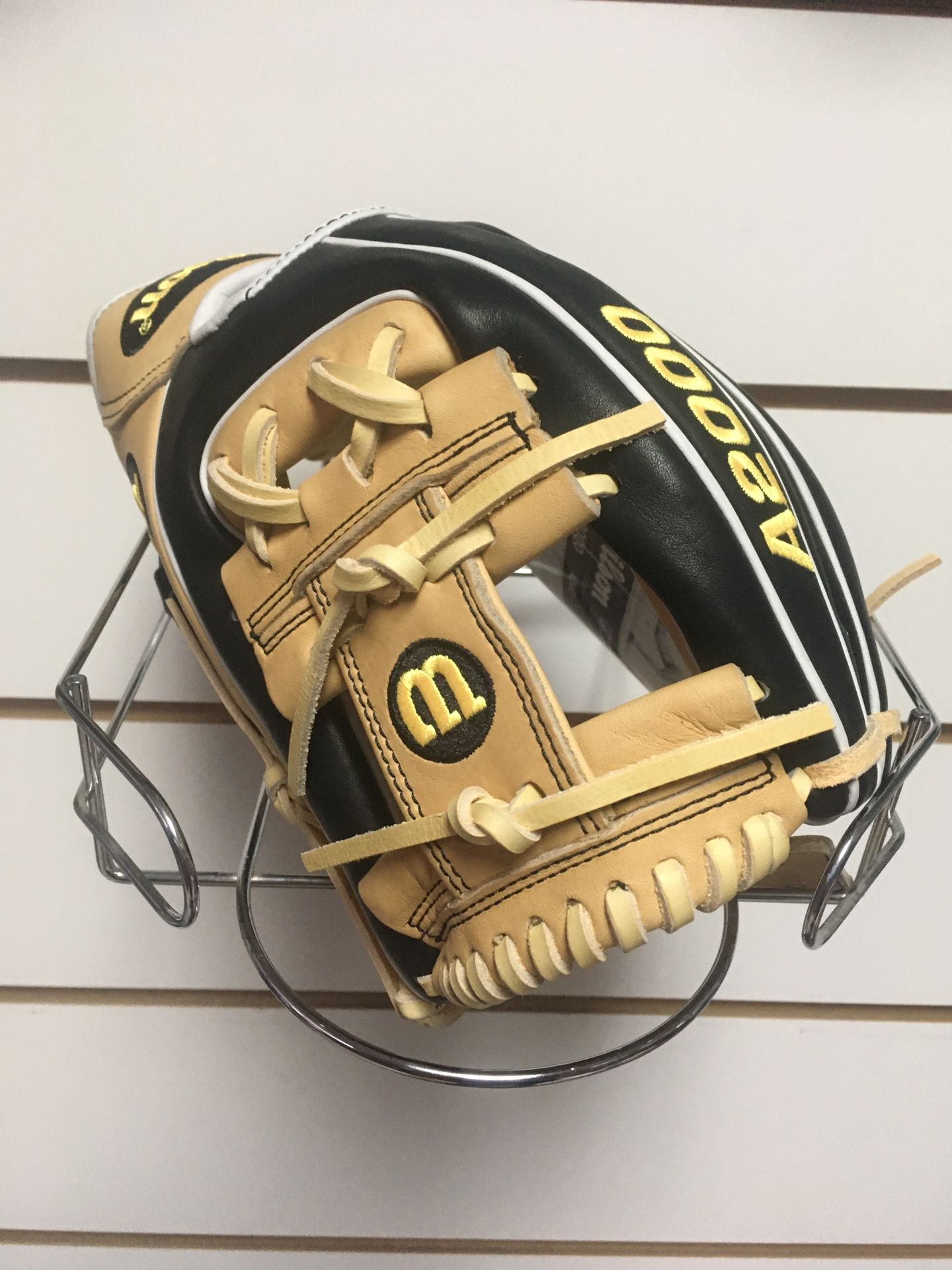 Wilson A2000 11.5" Infield Baseball Glove 2020