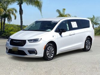 2024 Chrysler Pacifica Hybrid