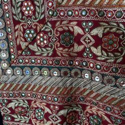 SAREE From India ,  All Over Shinning Golden Embordery .  Red Pink Color Very Beautiful You Can Wear In The Wedding Or For Bridal . Extra Extra Beauti