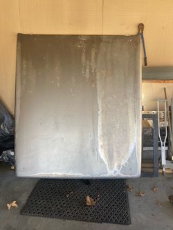 Snug top truck cover