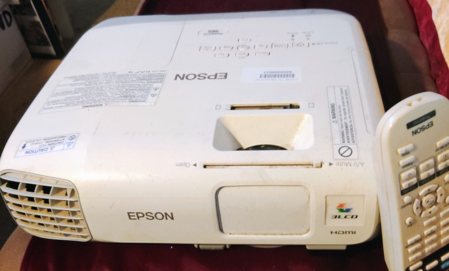 EPSON 965 POWER LITE 3LCD HDMI PROJECTOR