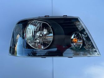 04-08 Ford F-150 Right Side/ Passenger Side Single Headlight; Black Housing With Clear Corner