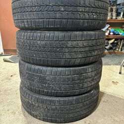 (4) - 225/65/17 General Altimax RT43 Tires