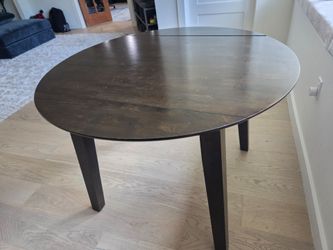 Solid Wood Round Dining Table in Espresso Finish