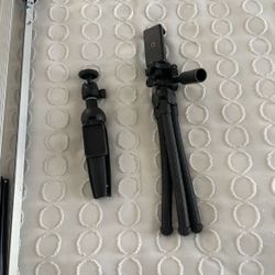 3 Tripods 