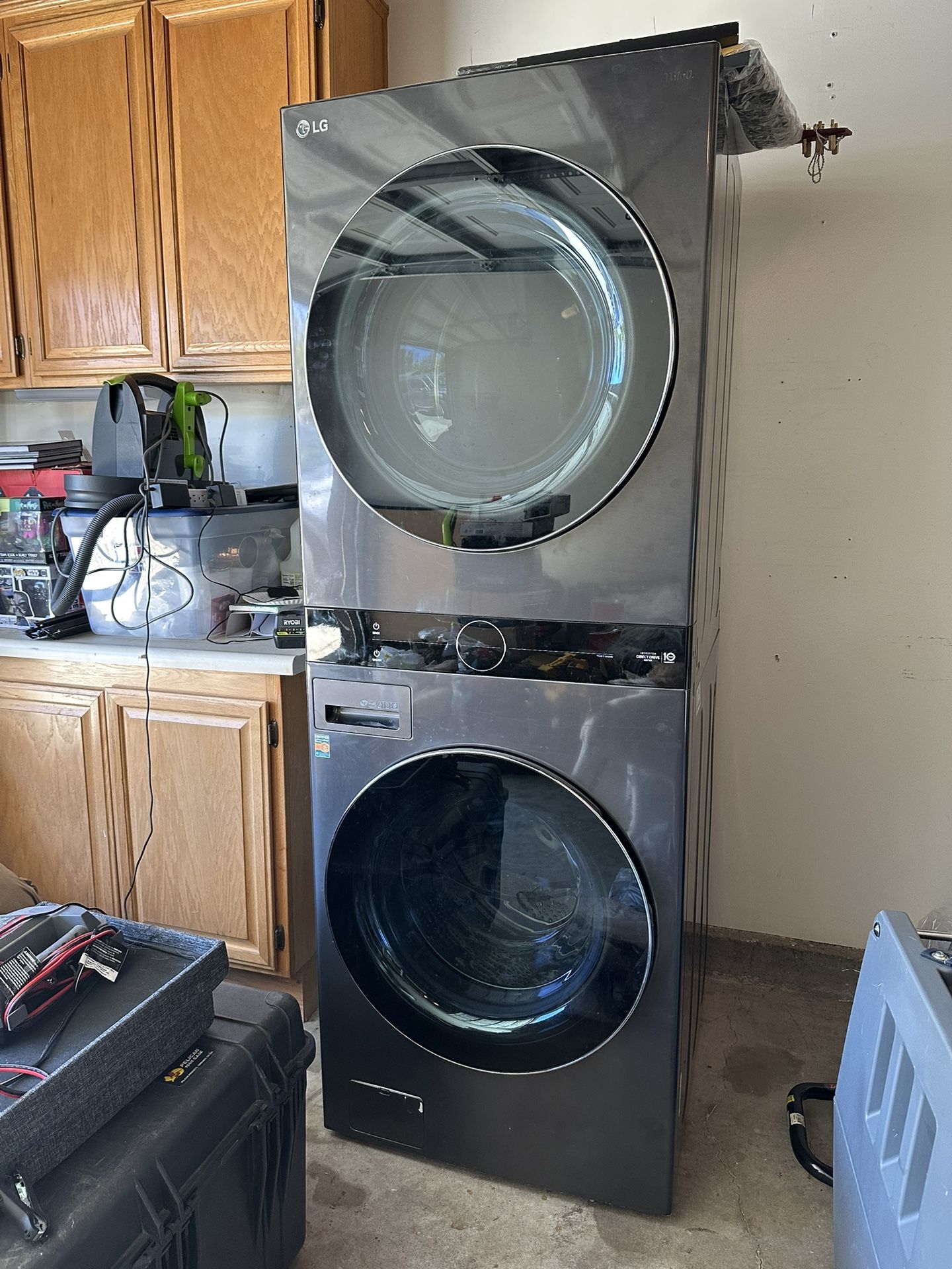 LG Stacked Washer And Dryer
