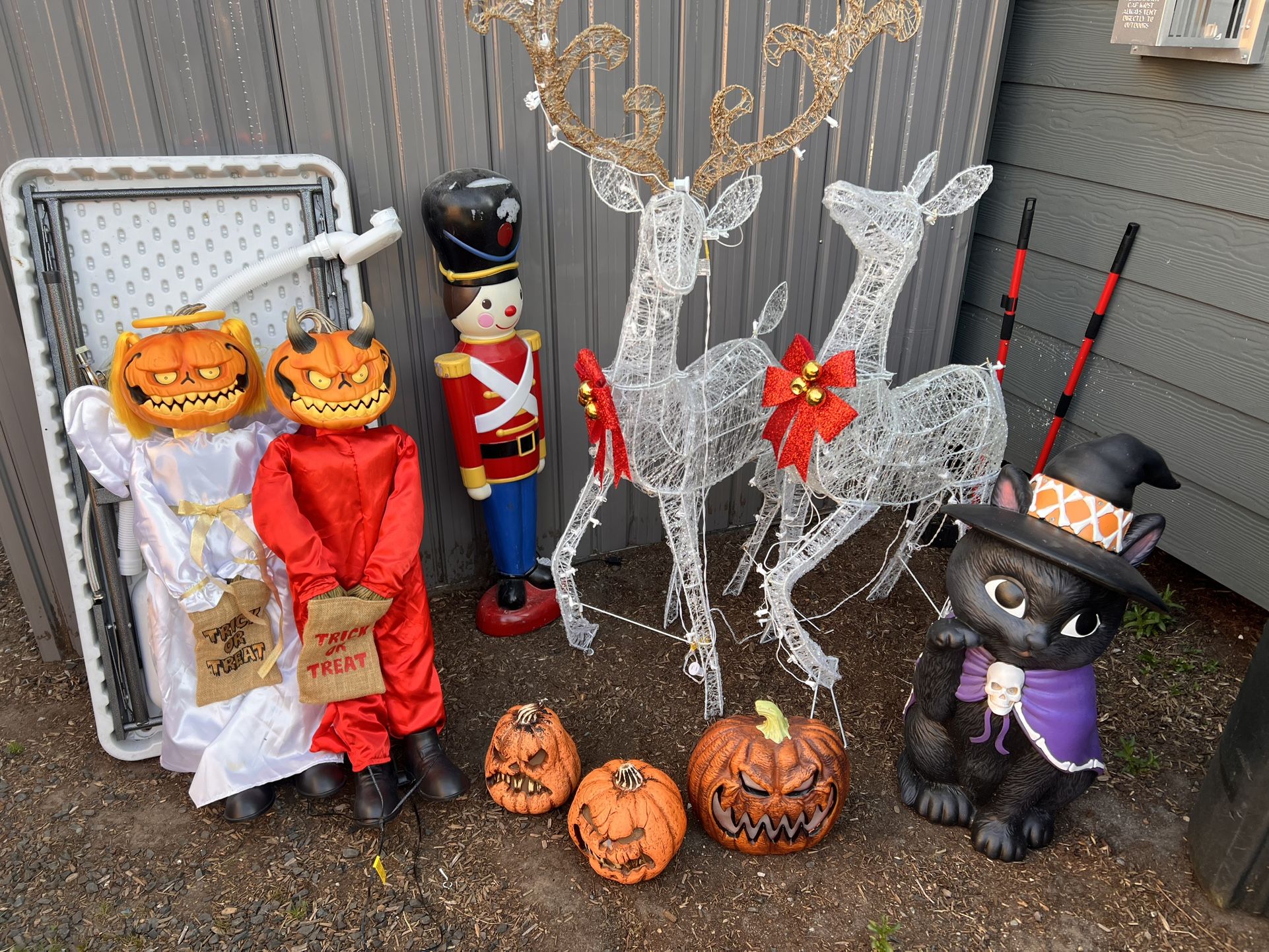 Outdoor Decorations