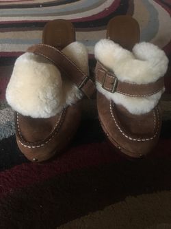 Suede Ralph Lauren platform heel size 8