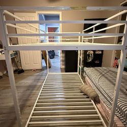 Twin metal Bunk Bed 