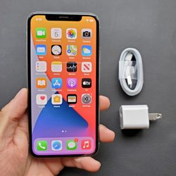 iPhone X - UNLOCKED - Like New 