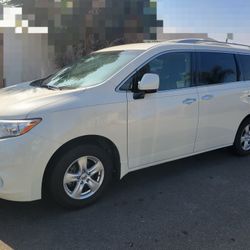 2015 Nissan Quest