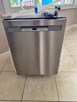 Stainless steel dishwasher like new