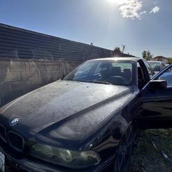 2001  BMW Car For Parts 