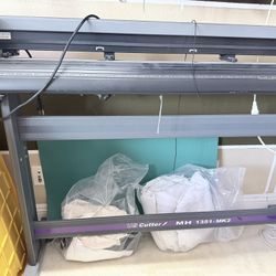 US Cutter Plotter MH 1351-MK2
