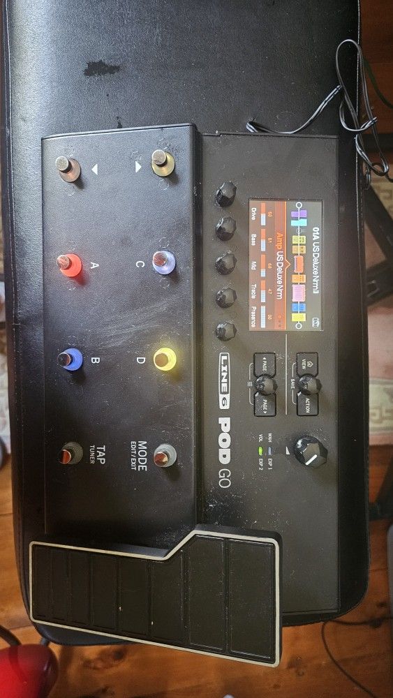 Line 6 POD GO guitar Effects Processor