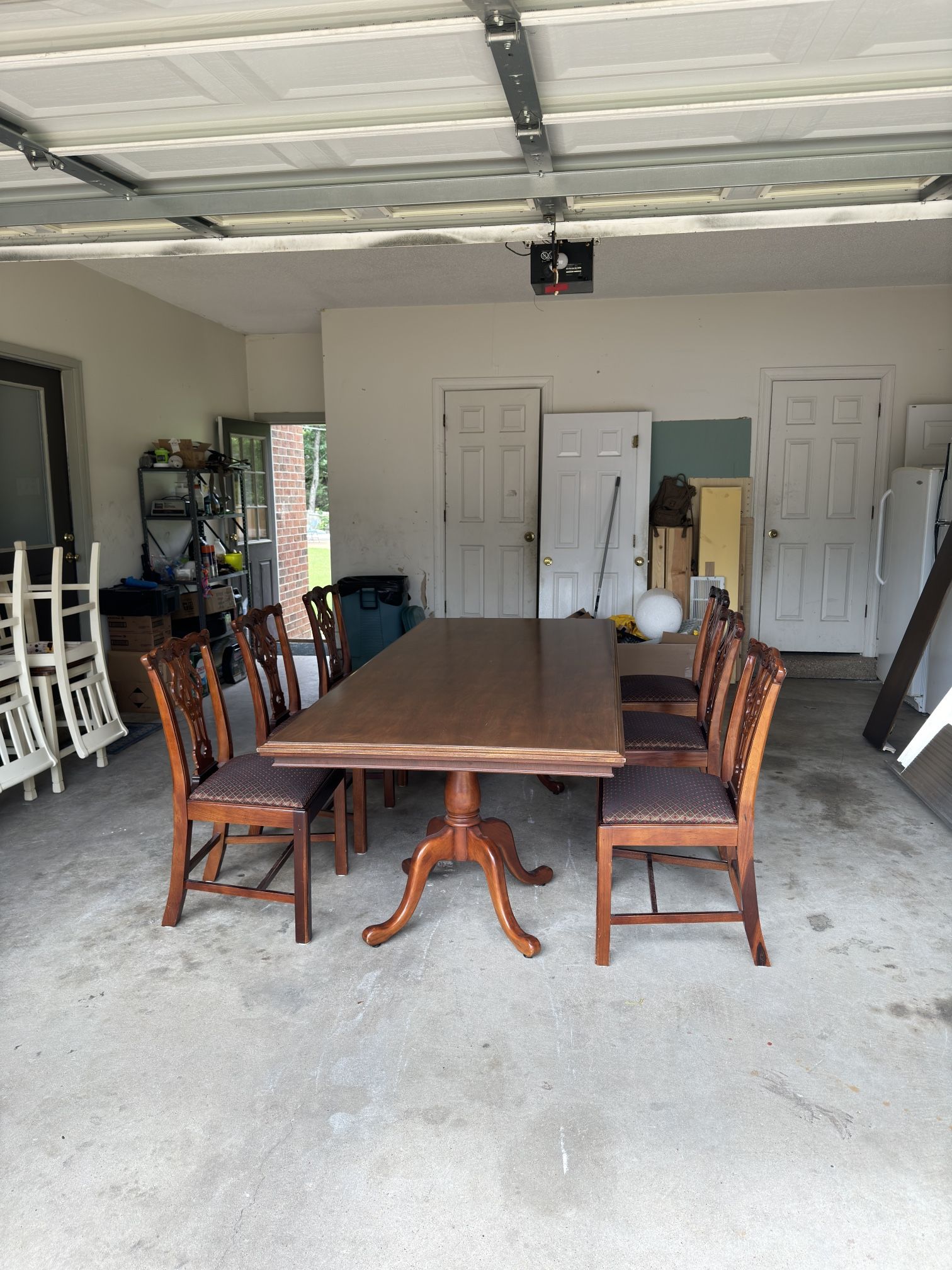 Dining Room Table W/ 6 Chairs 