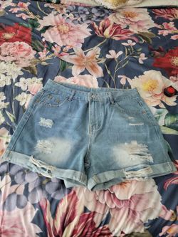 Sz 12 Woman's Ripped Jean Shorts