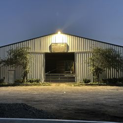 Horse boarding and training stable