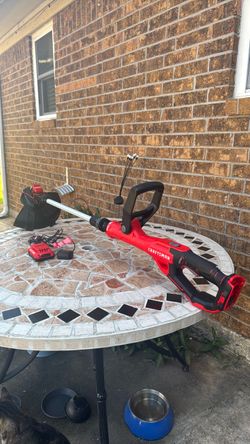 CRAFTSMAN V20 CMCK279C2 10 in. 20 V Battery  Trimmer  (Battery & Charger) Batería y Cargador y erramienta incluido