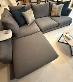 Camerich Gray Fabric Sectional Sofa with Chaise