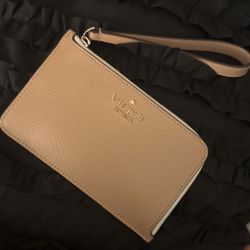 Kate Spade Wristlet ♠️