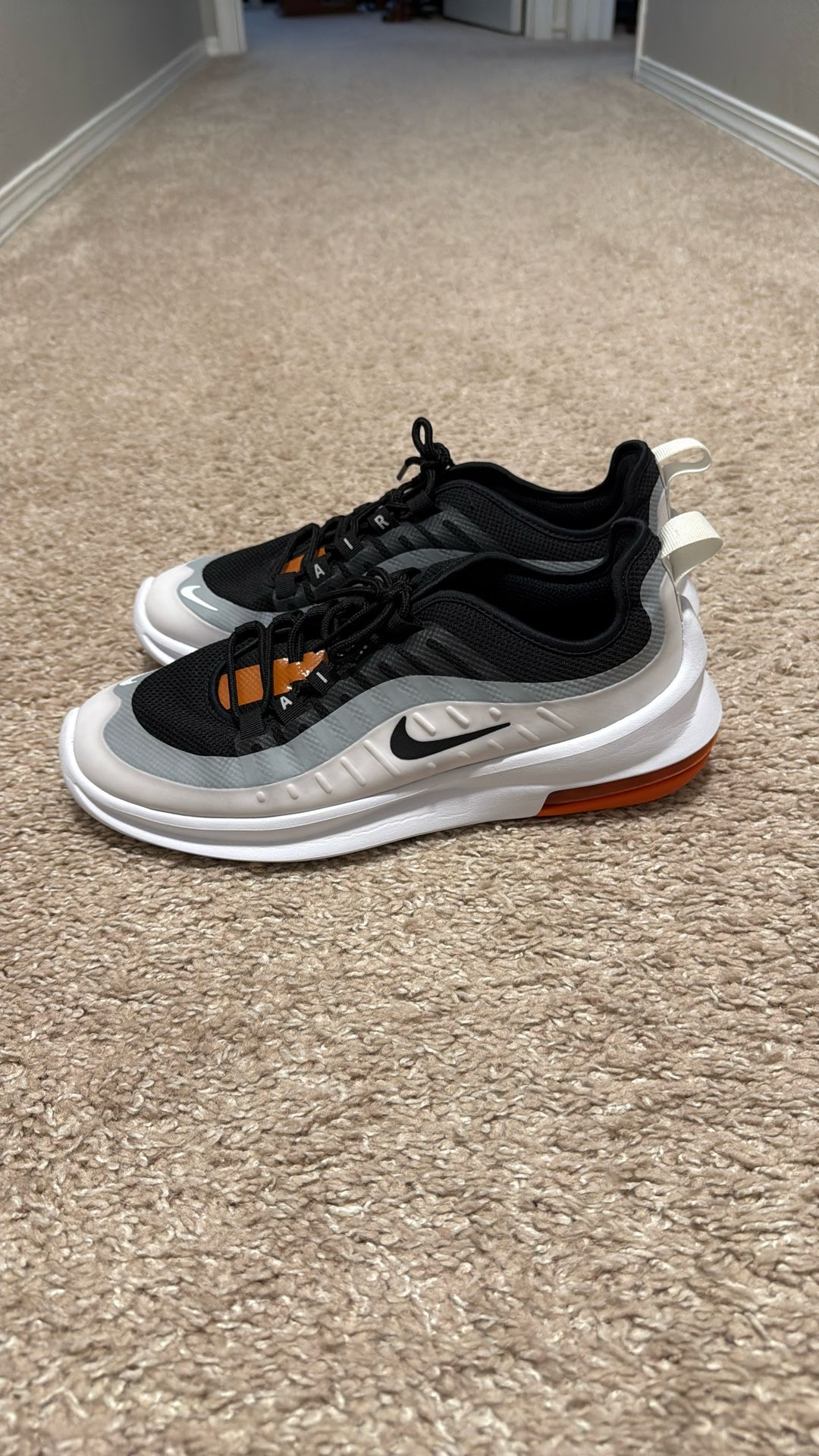 Nike Air Max Axis 'Black White Magma Orange