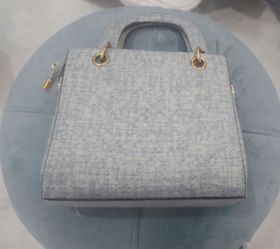 Women bag