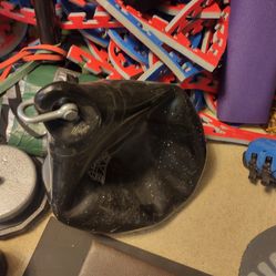 Aqua Boxing Bag Has Small Hole That Can Be Fixed