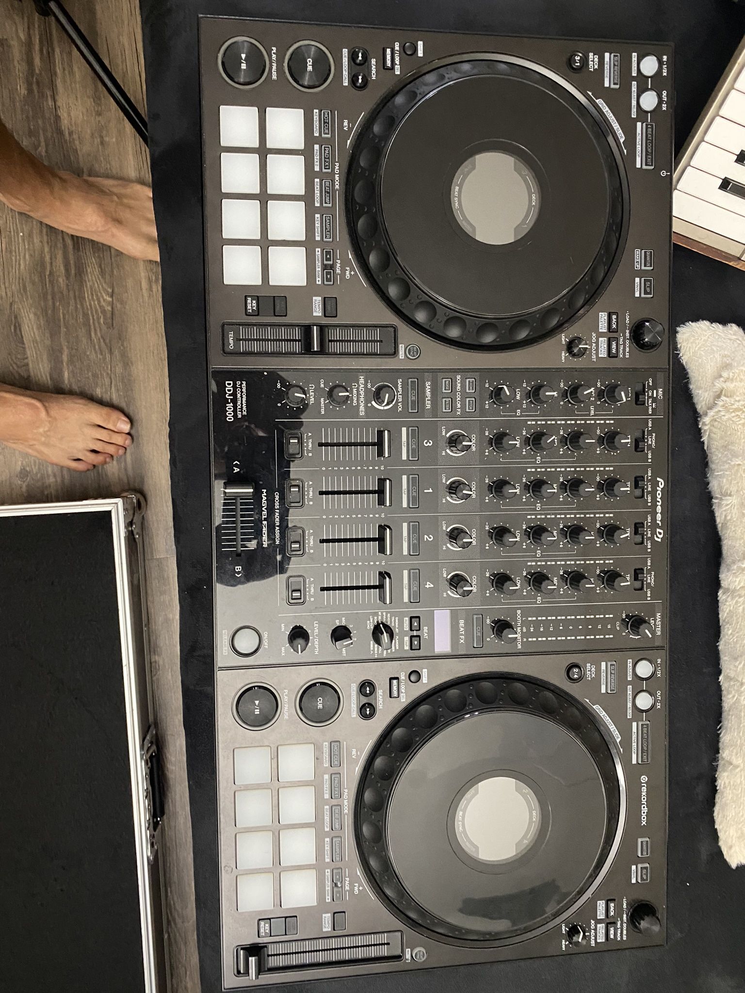 Pioneer DDJ-1000 + Hard Case