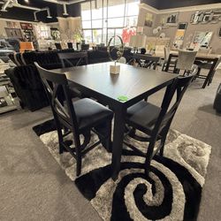 5 Pc Dining Table 
