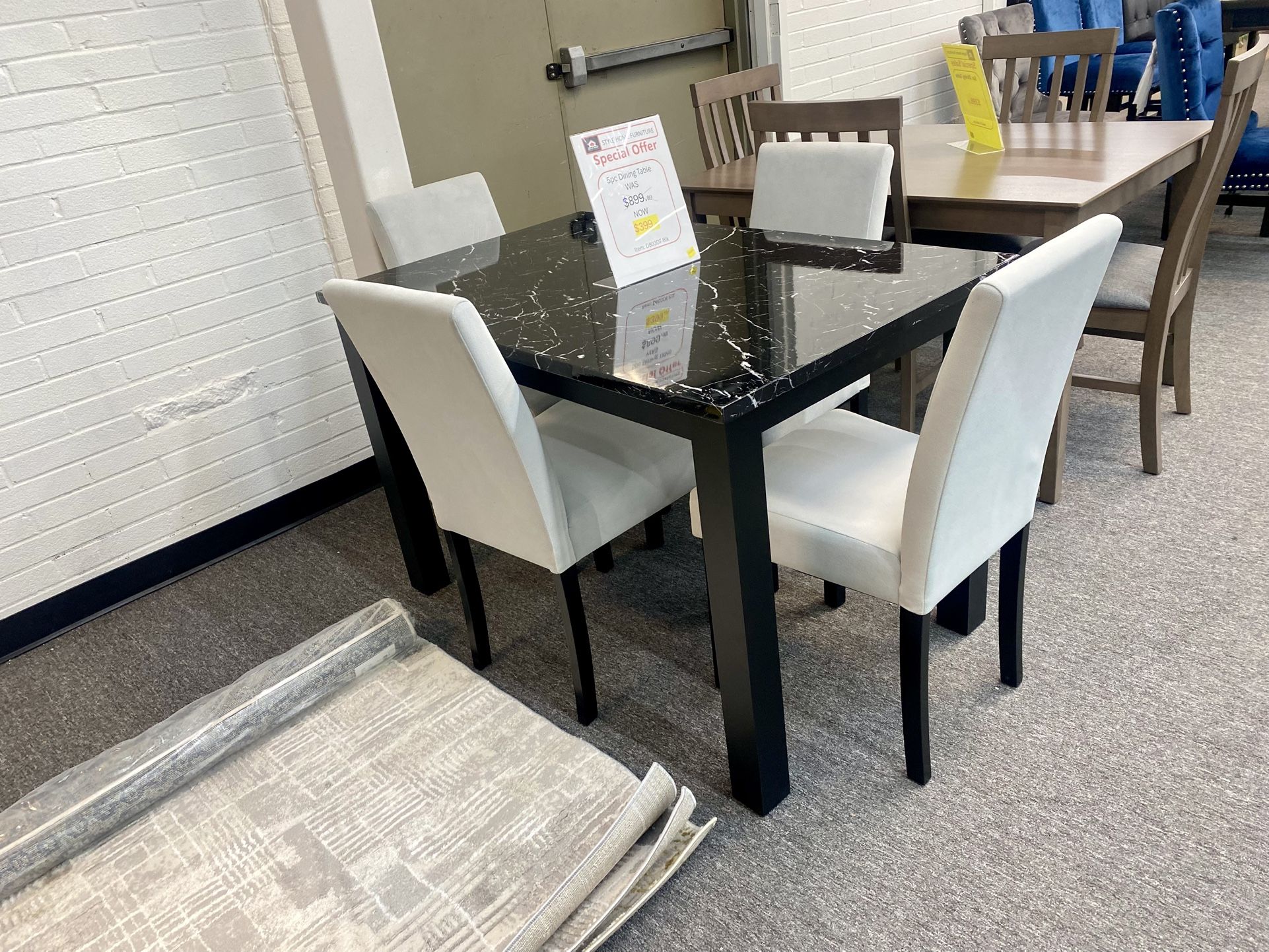 5pc Dinning Table Set $399
