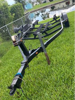 Boat trailer