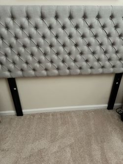 Tufted Headboard (Light grey)