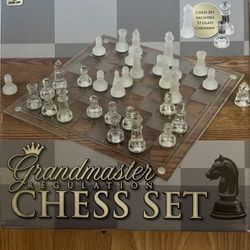 Clear Mini Chess Set