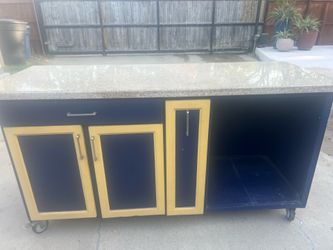 Storage/cabinet
