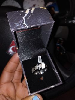 Brand new sterling silver ring size 11