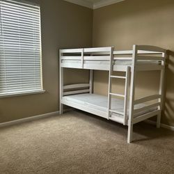  Bunk Bed With Mattresses 