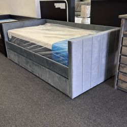 Grey Velvet Twin Day Bed With Twin Trundle 