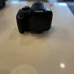 Canon Rebel T6 Camera