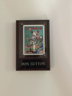 Don Sutton Autographed baseball card